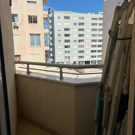 Cozy Seaside Apartment